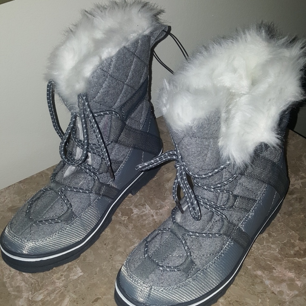 BOOTS